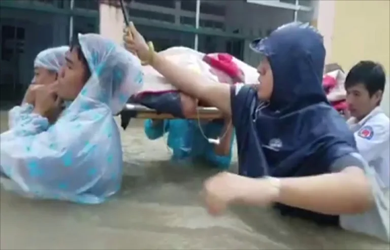 Mưa bão sắp đổ bộ, lưu ý phòng ngừa nguy cơ tai nạn thương tích đang rình rập