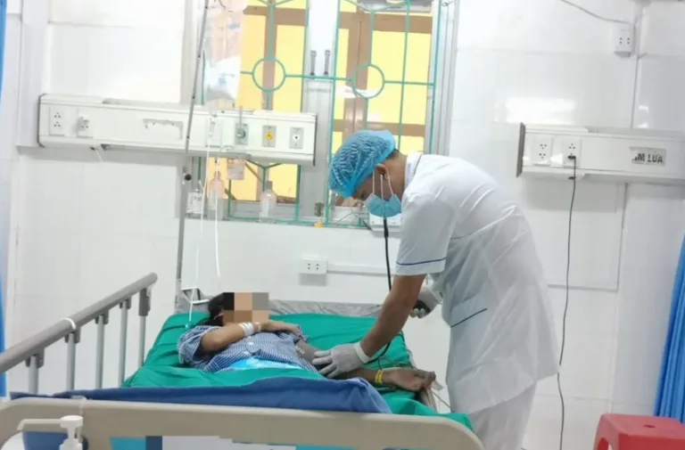 Cảnh báo bệnh nhân sốc nhiễm khuẩn, suy đa tạng do sỏi thận