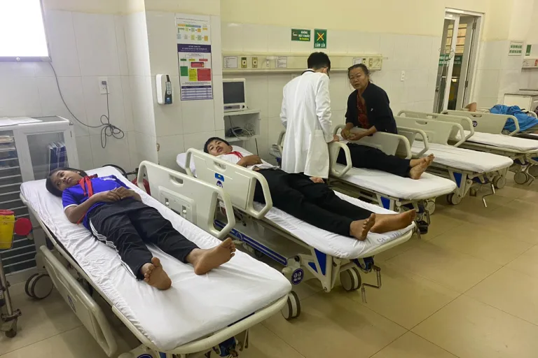 Đắk Lắk xử phạt cơ sở kinh doanh trà sữa khiến 17 học sinh nhập viện